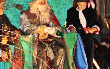 GALERÍA DE FOTOS DE LA CABALGATA DE REYES MAGOS 2012  EN SANTA CRUZ DE LA PALMA